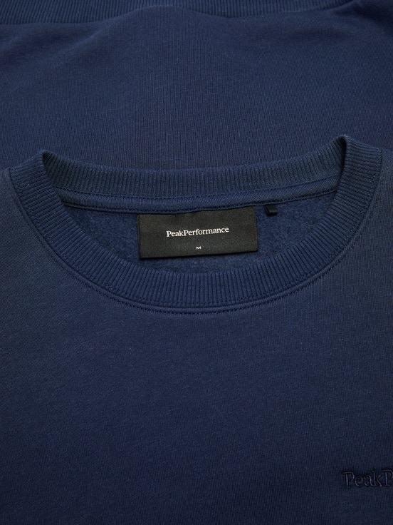 Navy Men Peak Performance Original Small Logo Crew Sweatshirt | US-COBEV1627